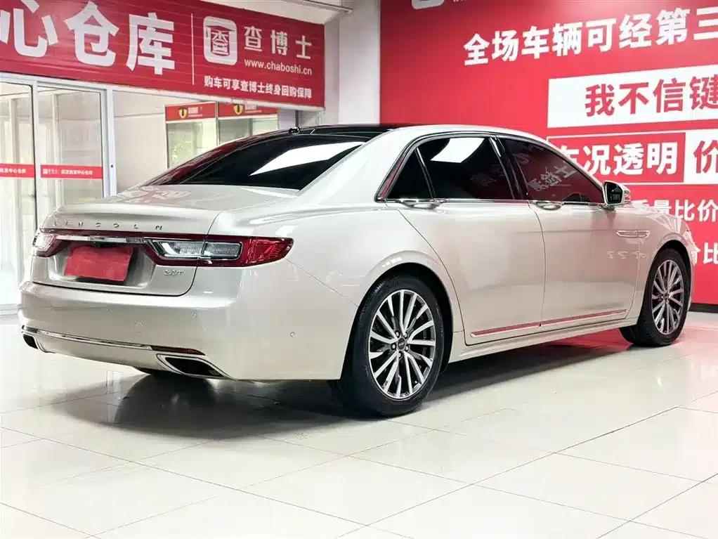 Lincoln Continental 2018 2.0T Two-Wheel Drive Premium Edition — миниатюра 6