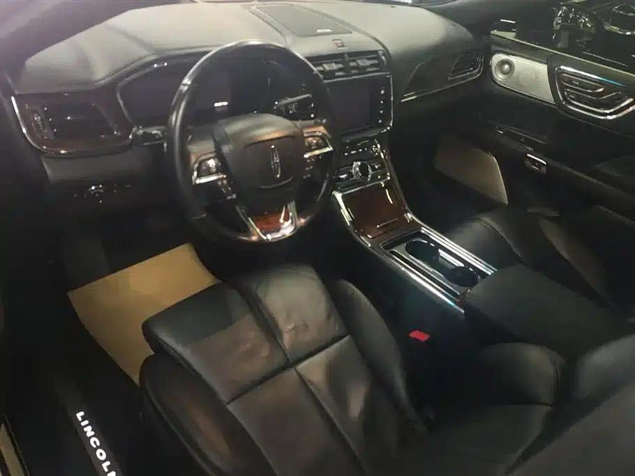 Lincoln Continental 2018 3.0T AWD Reserve — миниатюра 12