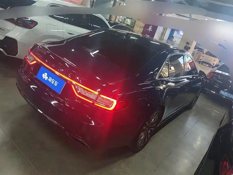 Lincoln Continental 2018 3.0T AWD Reserve — миниатюра 3