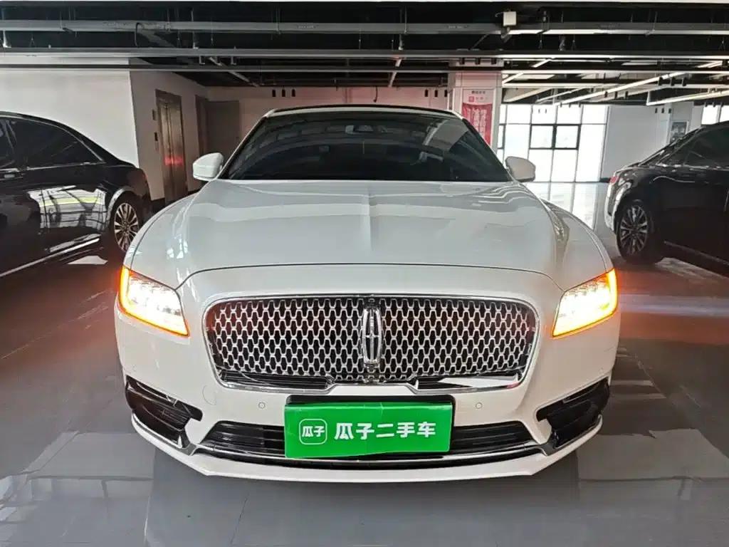 Lincoln Continental 2019 2.0T Two-Wheel Drive Reserve Edition (China VI Emission Standard) — миниатюра 3