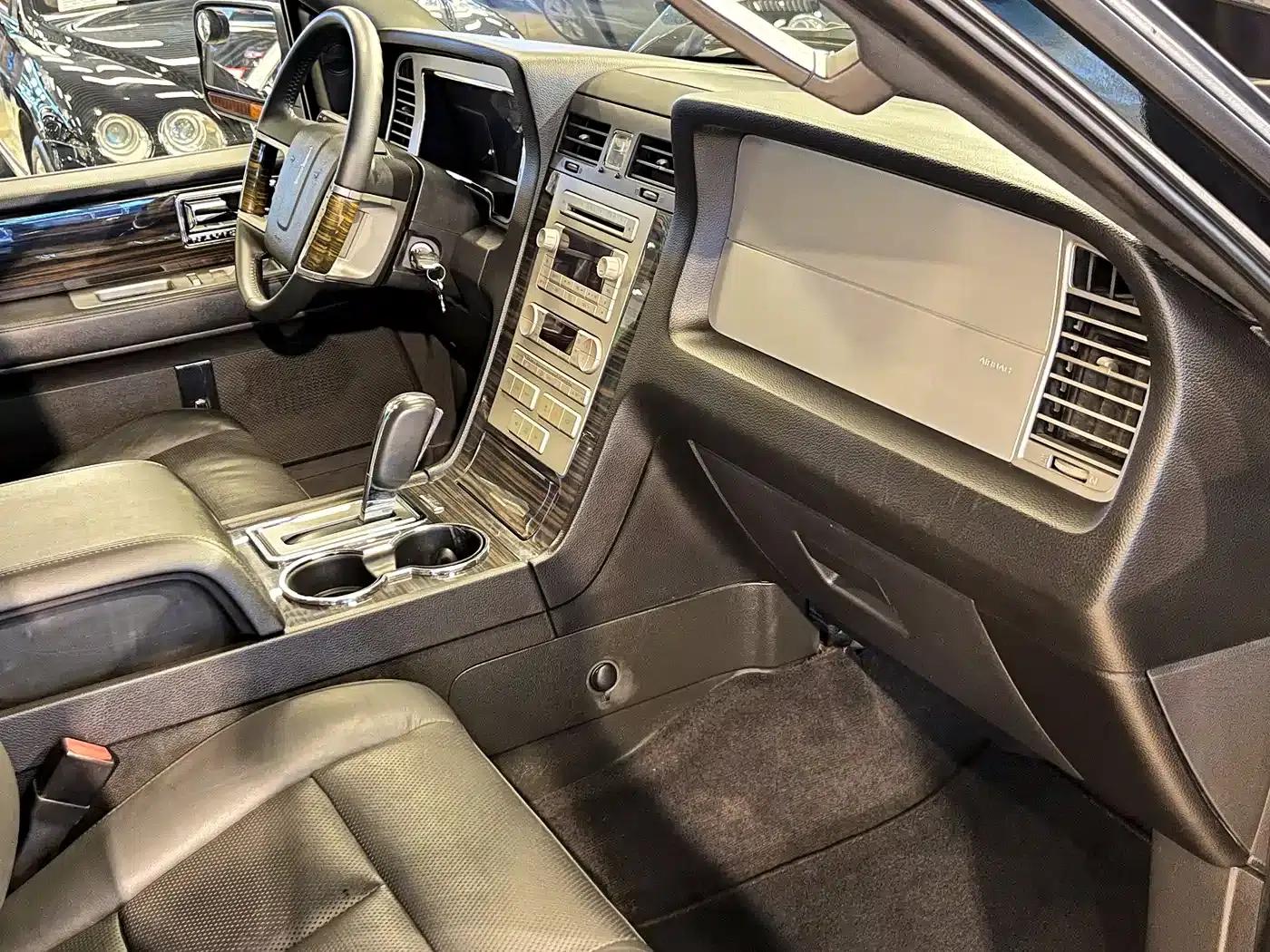 Navigator One 2011 Model 3.5T Leader One — миниатюра 11