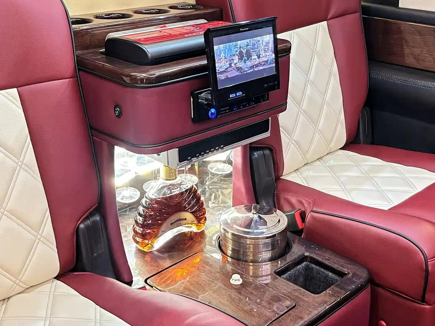 Navigator One 2011 Model 3.5T Leader One — миниатюра 25