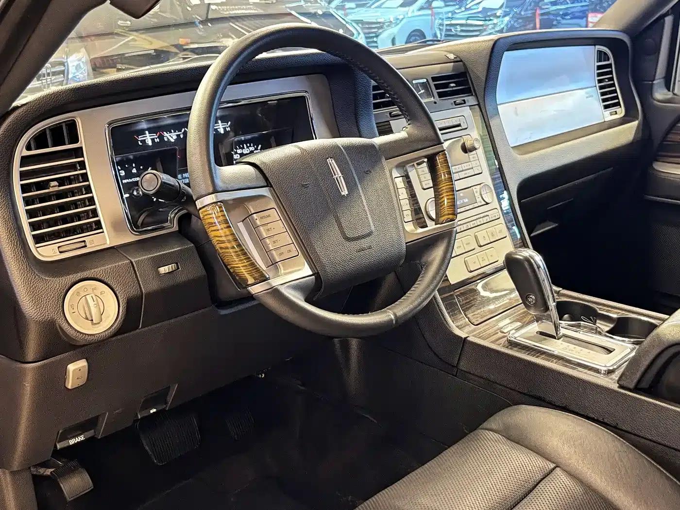 Navigator One 2011 Model 3.5T Leader One — миниатюра 9