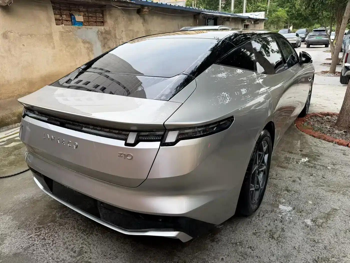 Lynk & Co Z10 2024 Model 95kWh 766km Rear-Wheel Drive Max — миниатюра 9