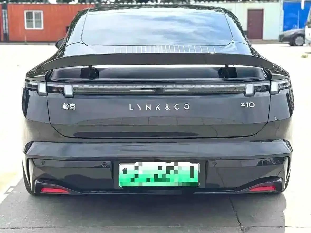 Lynk & Co Z10 2024 Model 95kWh 766km Rear-Wheel Drive Max — миниатюра 8
