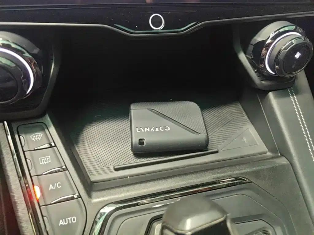 Lynk & Co 01 EM-P 2021 1.5TD PHEV Halo — миниатюра 9