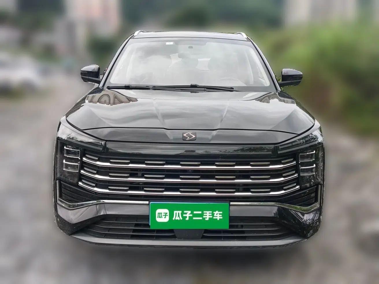 SOL X8 PLUS 2023 1.5 TGDI DCT Smart Edition 7-Seater — миниатюра 2