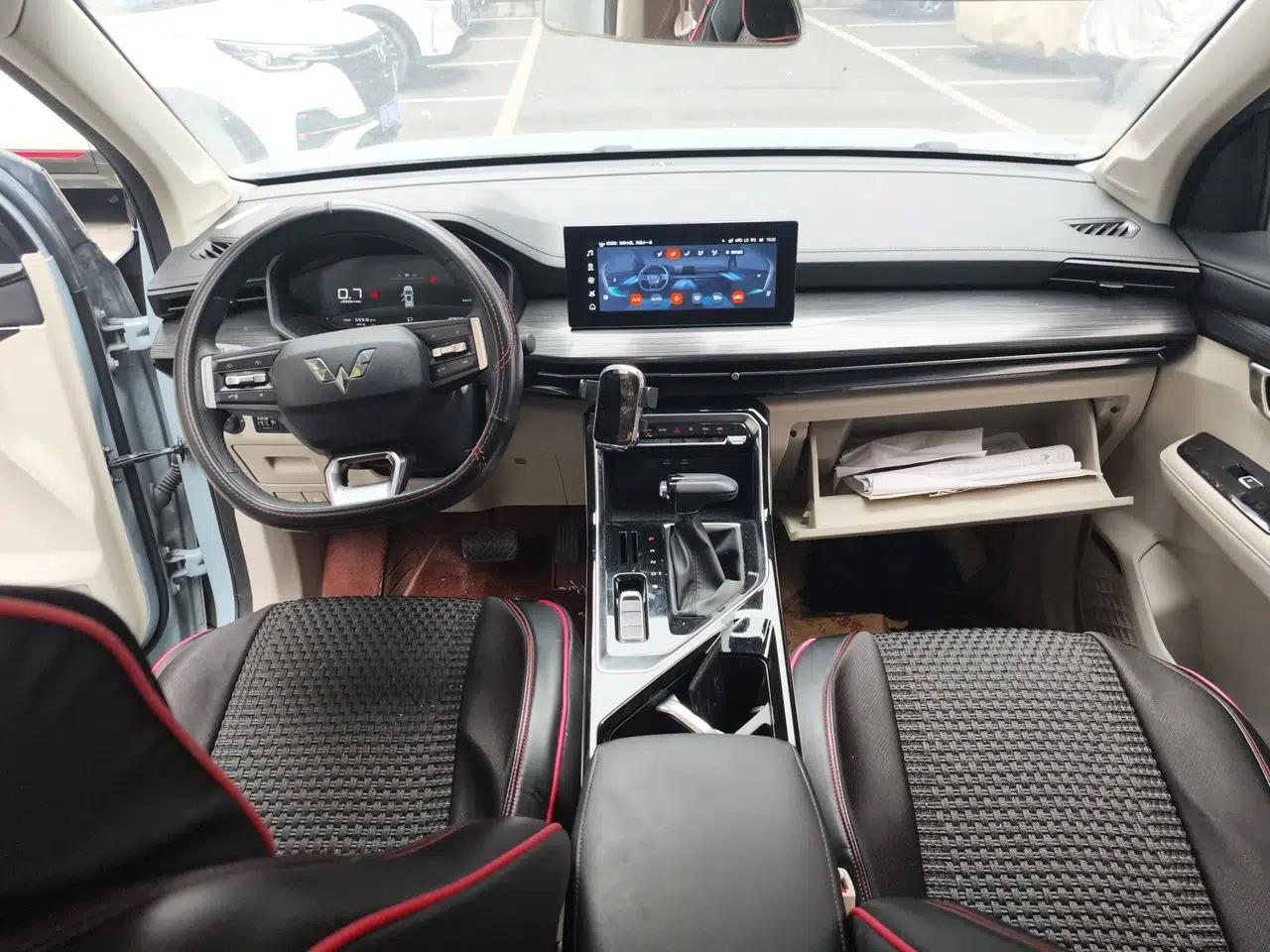 Wuling Asta 2021 1.5T CVT Star曜 Edition — миниатюра 6
