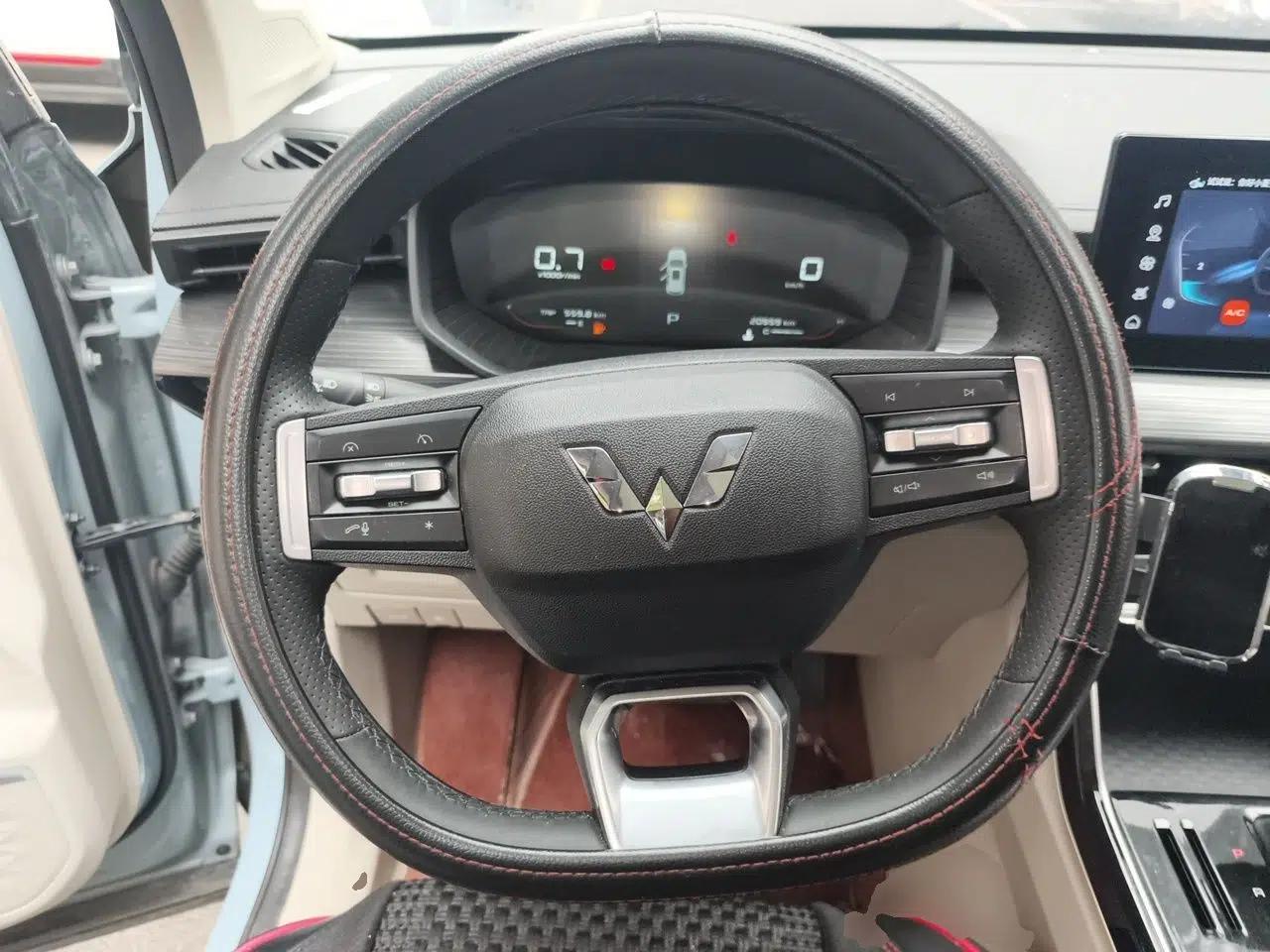 Wuling Asta 2021 1.5T CVT Star曜 Edition — миниатюра 7
