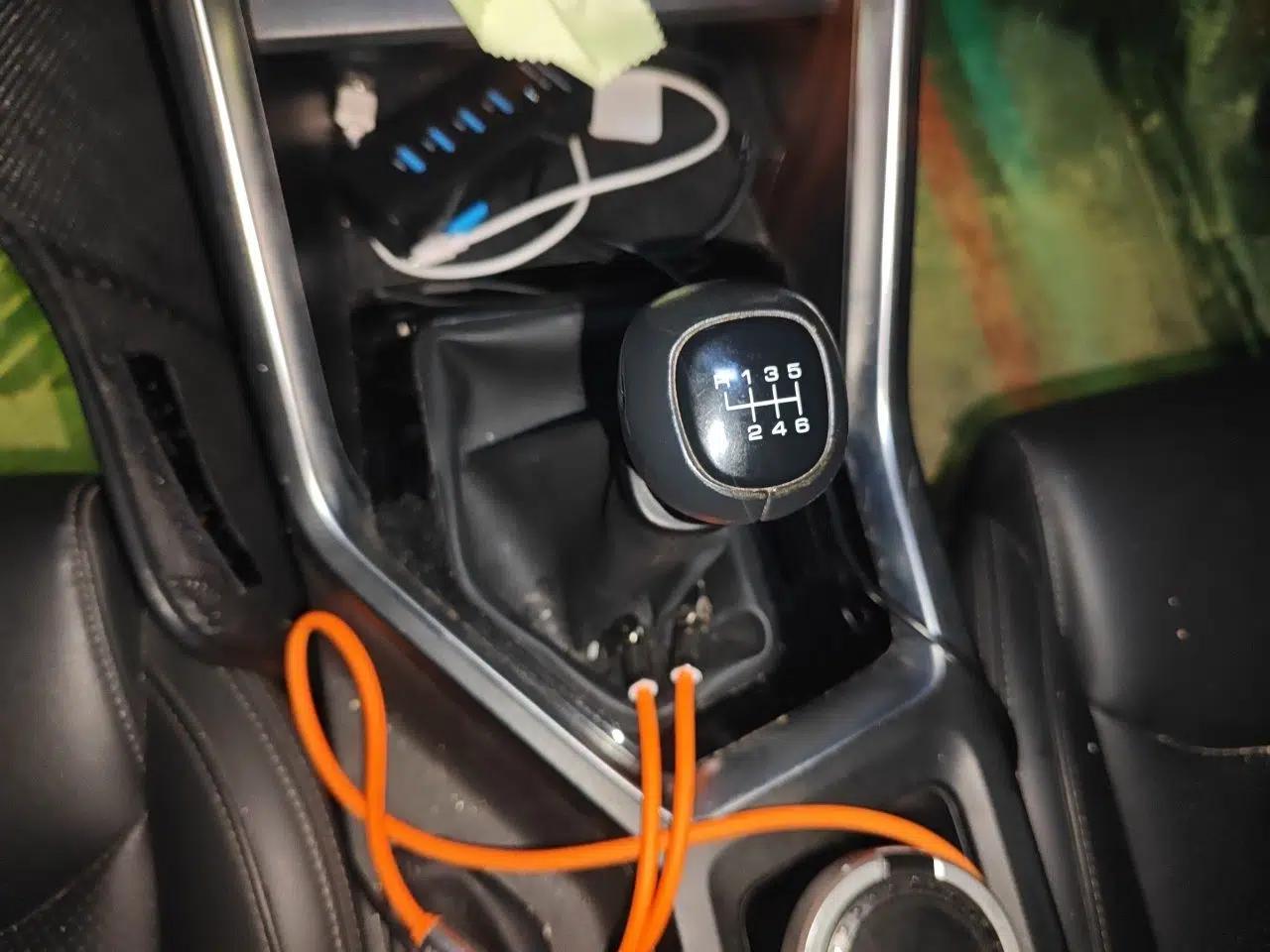 Wuling Asta 2021 1.5T Manual Starlight Edition — миниатюра 14