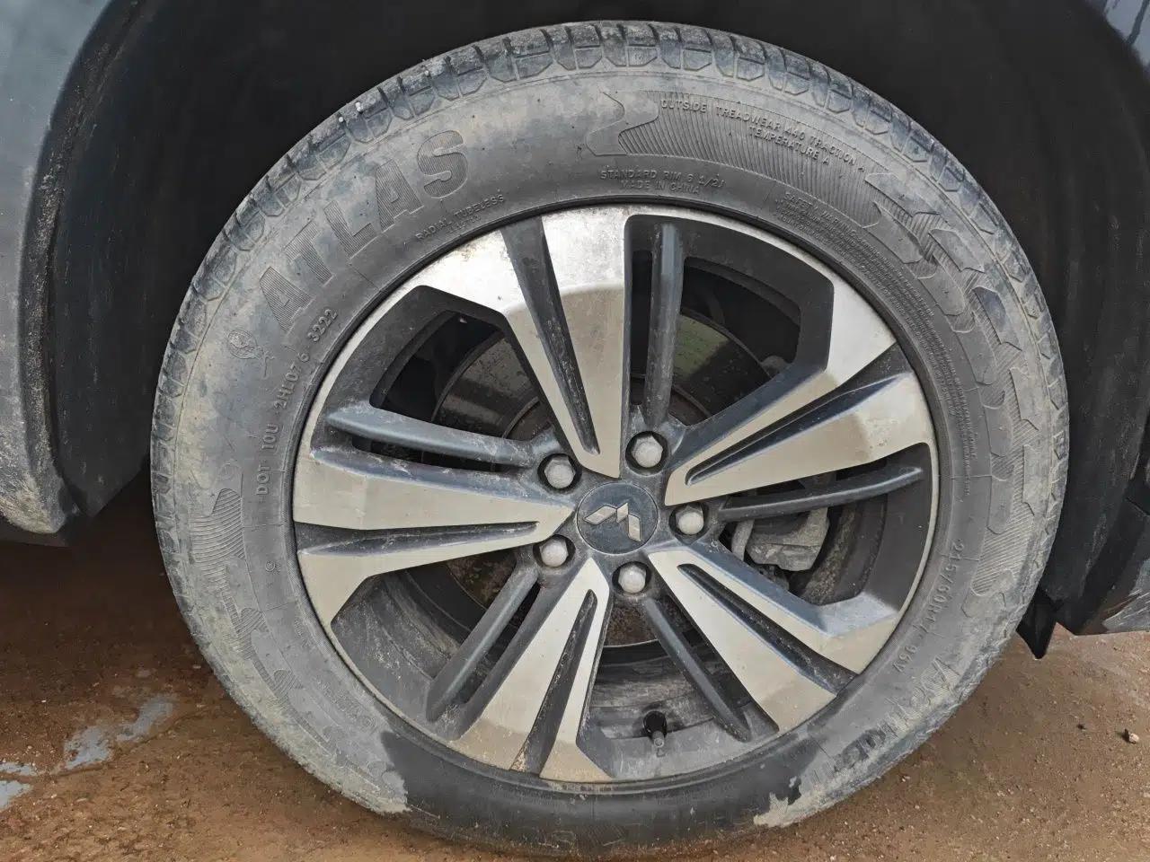 Wuling Asta 2021 1.5T Manual Starlight Edition — миниатюра 8