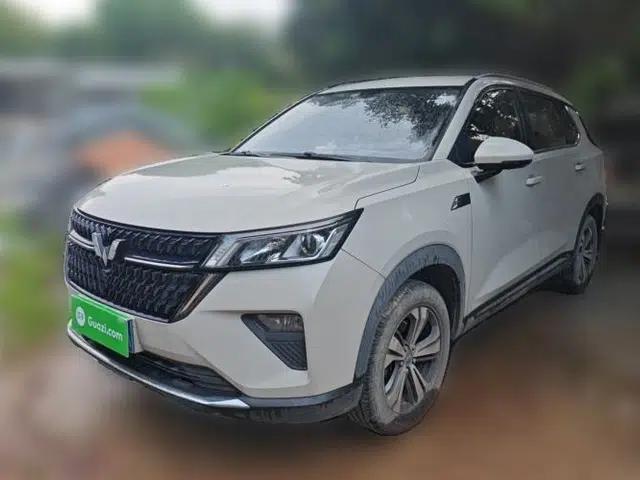 Wuling Asta 2021 1.5T Manual Starlight Edition
