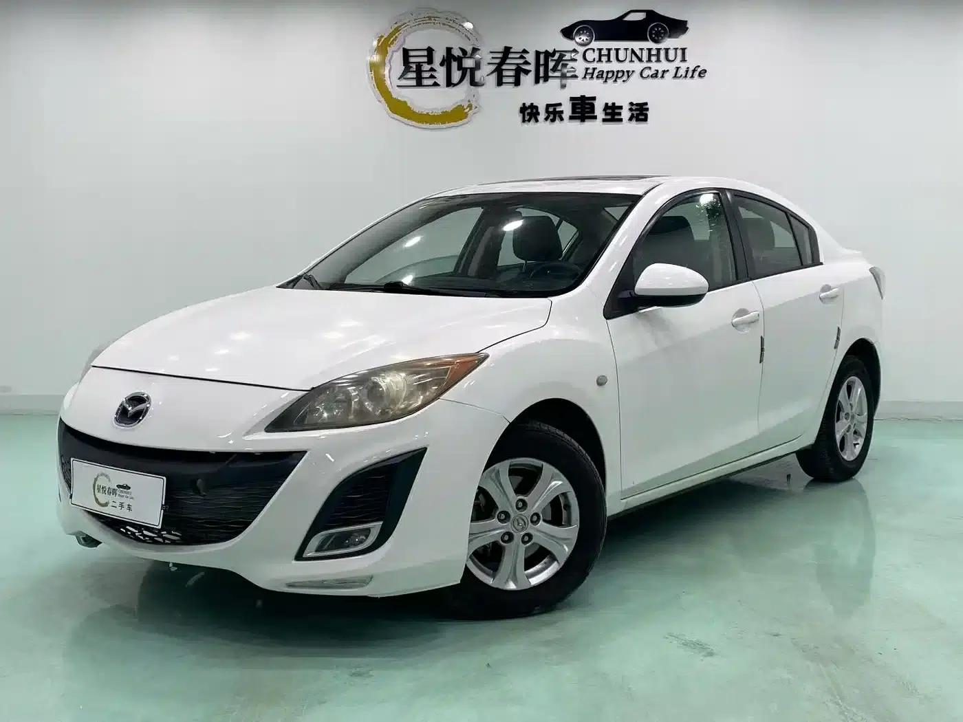 Mazda3 Axela 2013 Hatchback 1.6L Automatic Elite — миниатюра 1