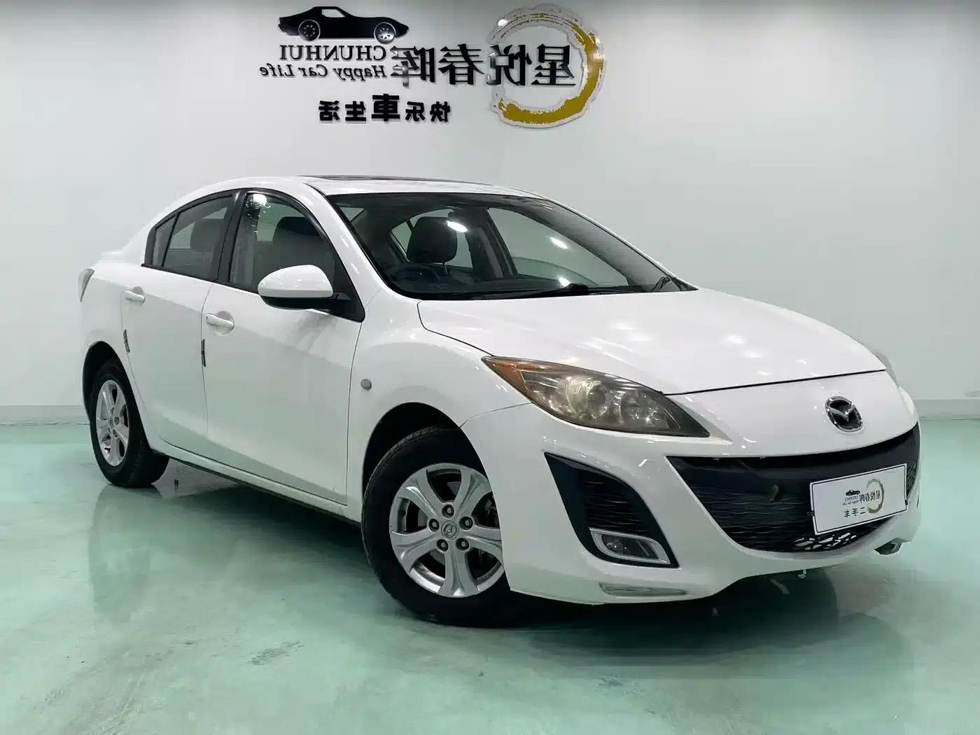 Mazda3 Axela 2013 Hatchback 1.6L Automatic Elite — миниатюра 3