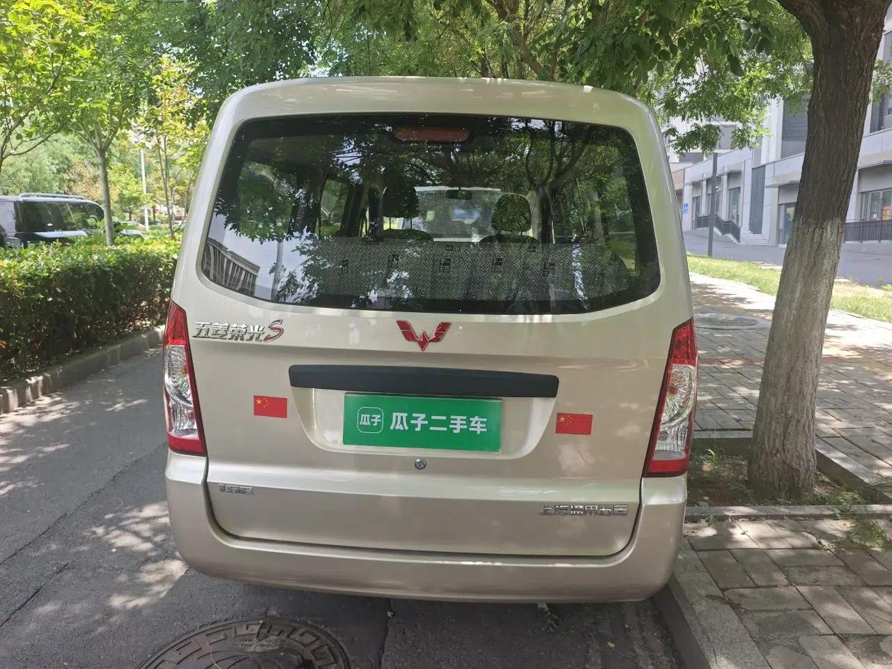Wuling Rongguang S 2023 1.5L Base Version 5/7 Seats — миниатюра 5