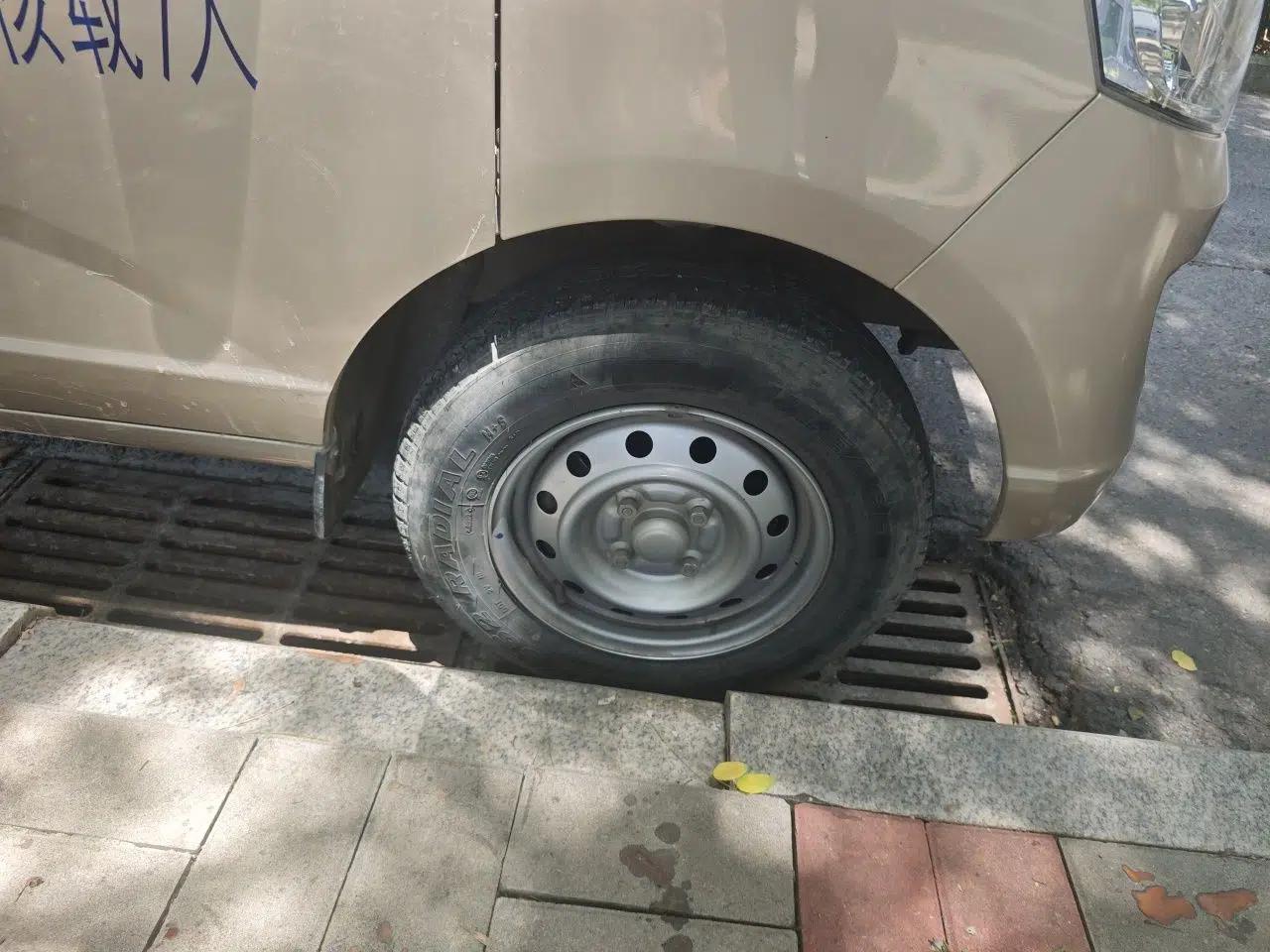 Wuling Rongguang S 2023 1.5L Base Version 5/7 Seats — миниатюра 8