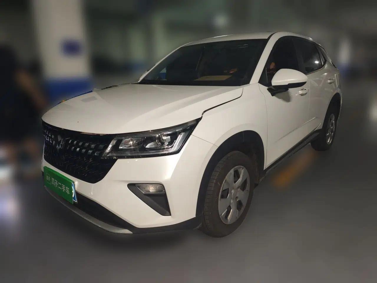 Wuling Alvez 2022 1.5L Manual Free-Style Model — миниатюра 1
