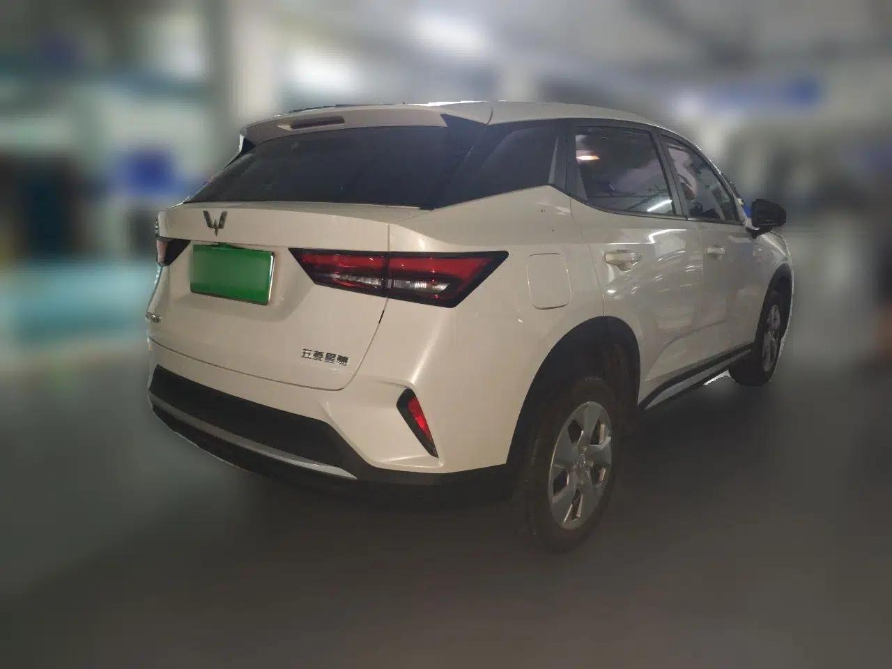 Wuling Alvez 2022 1.5L Manual Free-Style Model — миниатюра 6