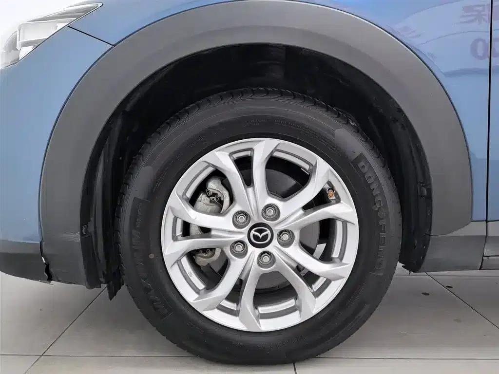 Mazda CX-3 2018 2.0L Automatic Luxury — миниатюра 17