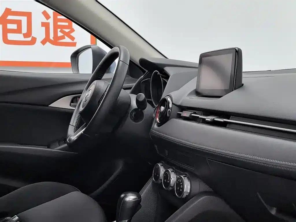 Mazda CX-3 2018 2.0L Automatic Luxury — миниатюра 22