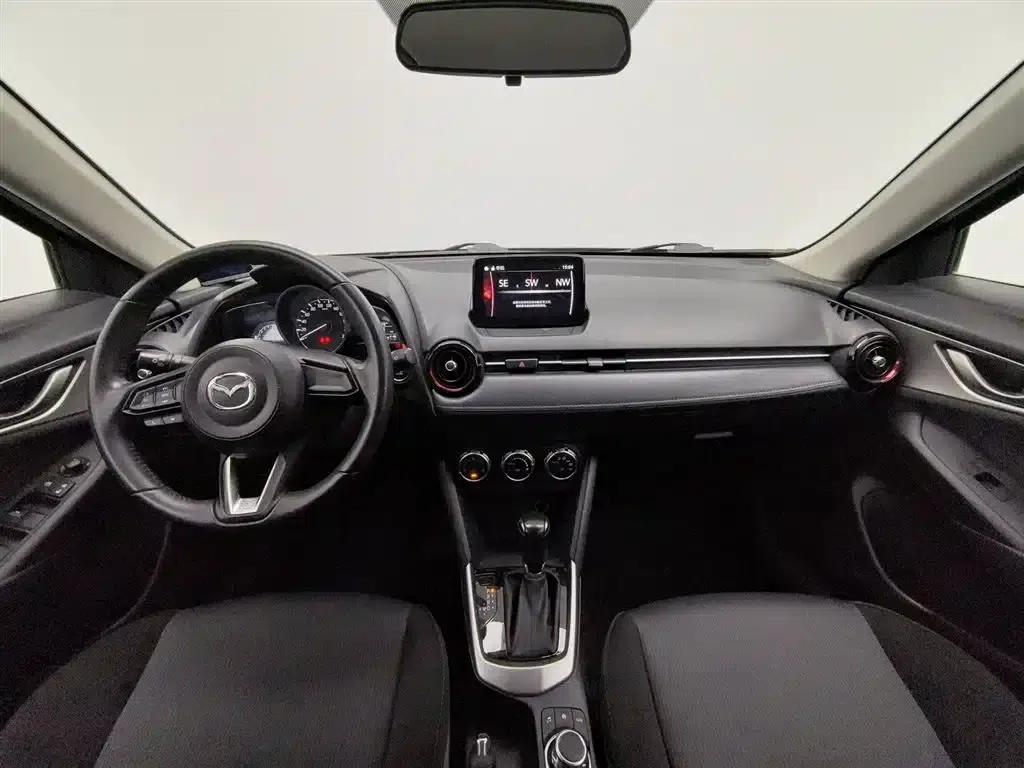 Mazda CX-3 2018 2.0L Automatic Luxury — миниатюра 5