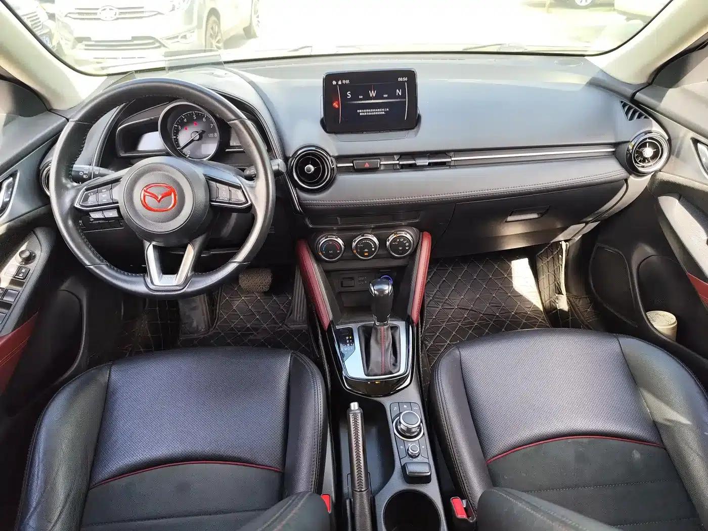 Mazda CX-3 2018 2.0L Automatic Premium — миниатюра 6