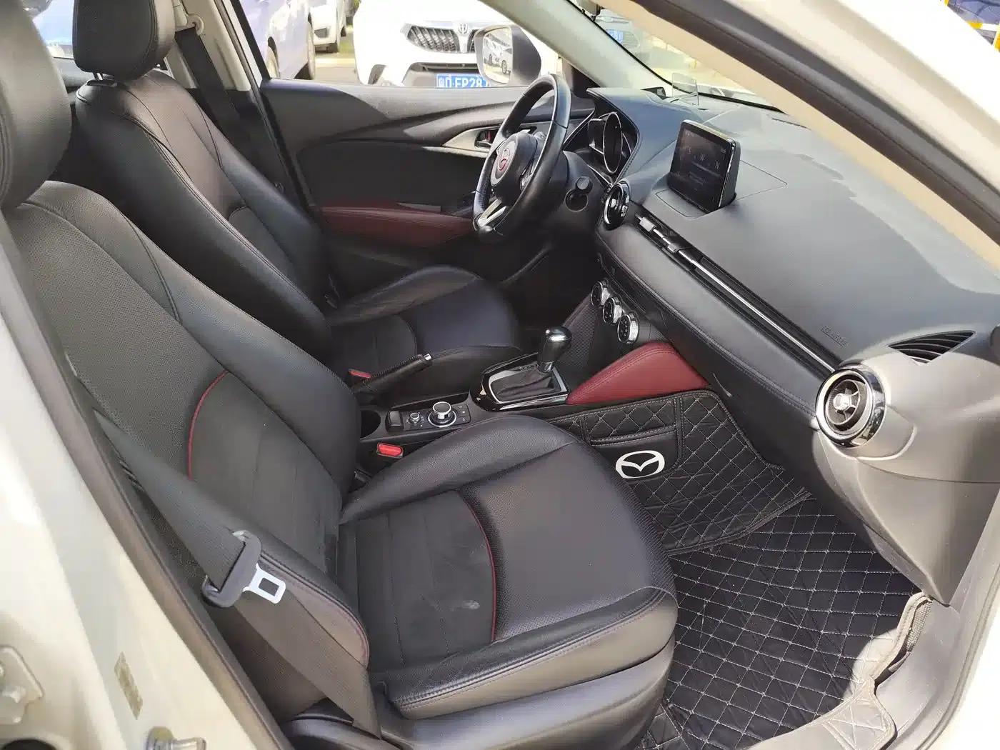 Mazda CX-3 2018 2.0L Automatic Premium — миниатюра 7