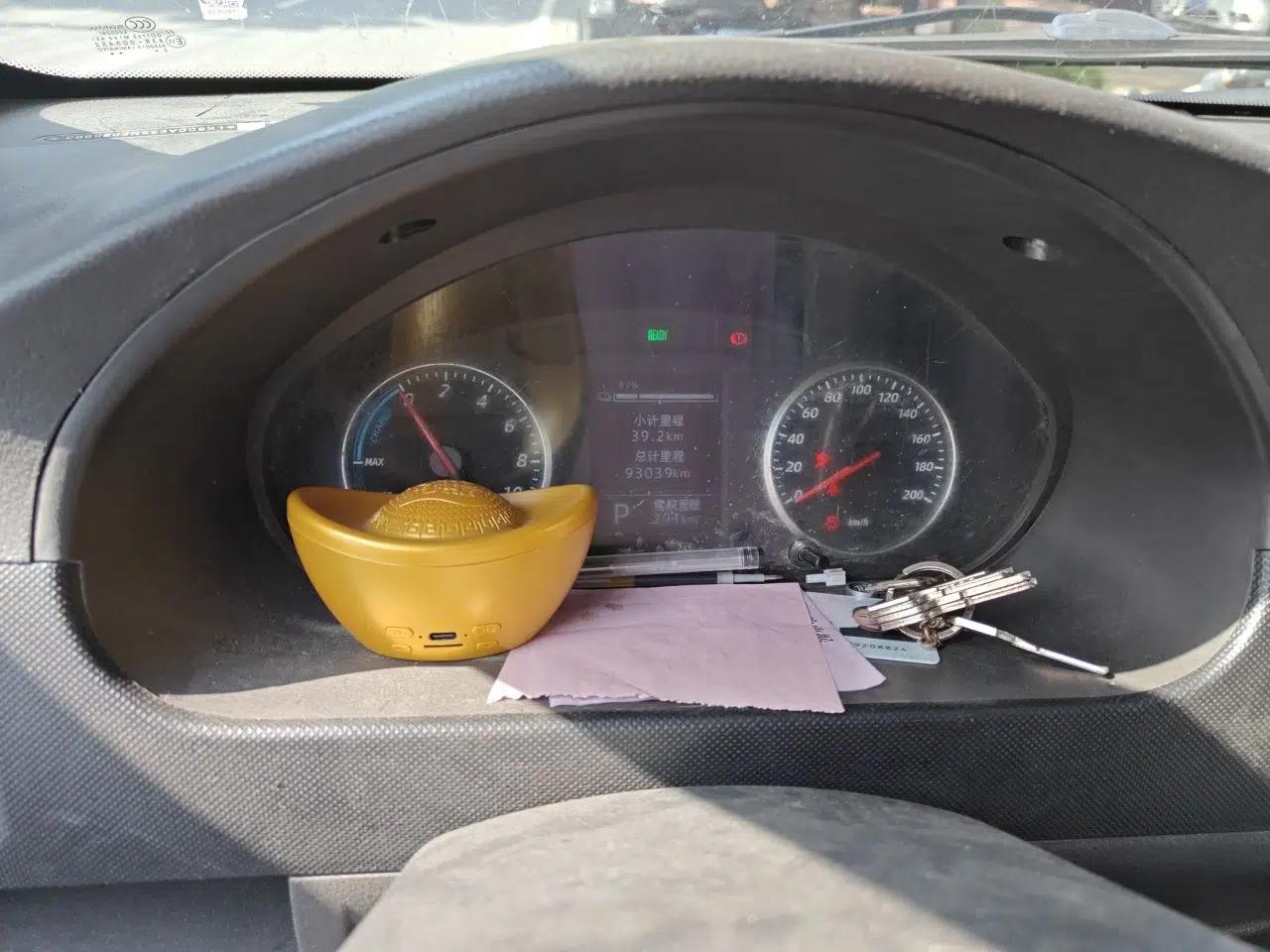 Wuling Rongguang EV 2022 Basic Model Enclosed-Window Vehicle with 2 Seats Equipped with Penghui Battery — миниатюра 11