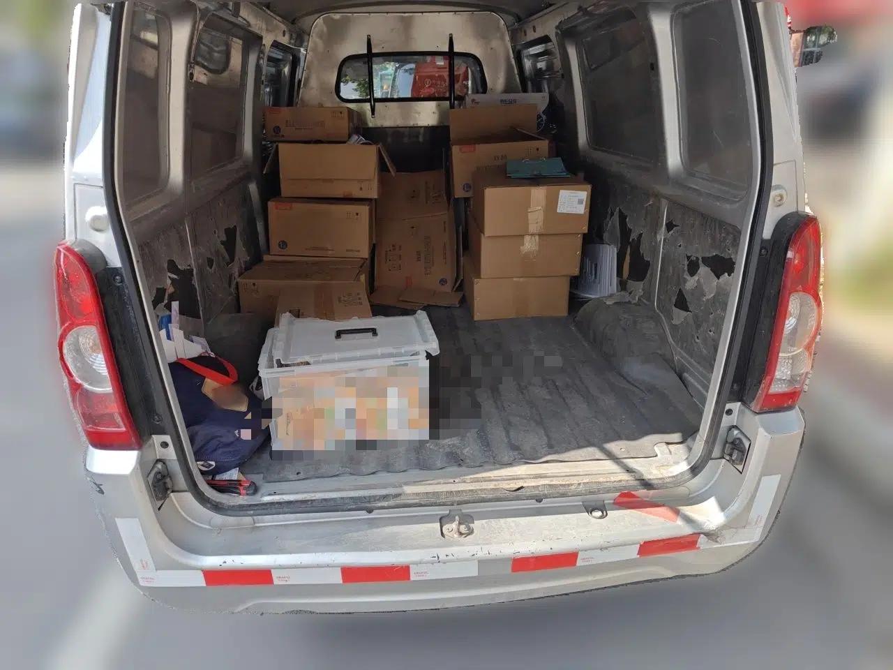 Wuling Rongguang EV 2022 Basic Model Enclosed-Window Vehicle with 2 Seats Equipped with Penghui Battery — миниатюра 19