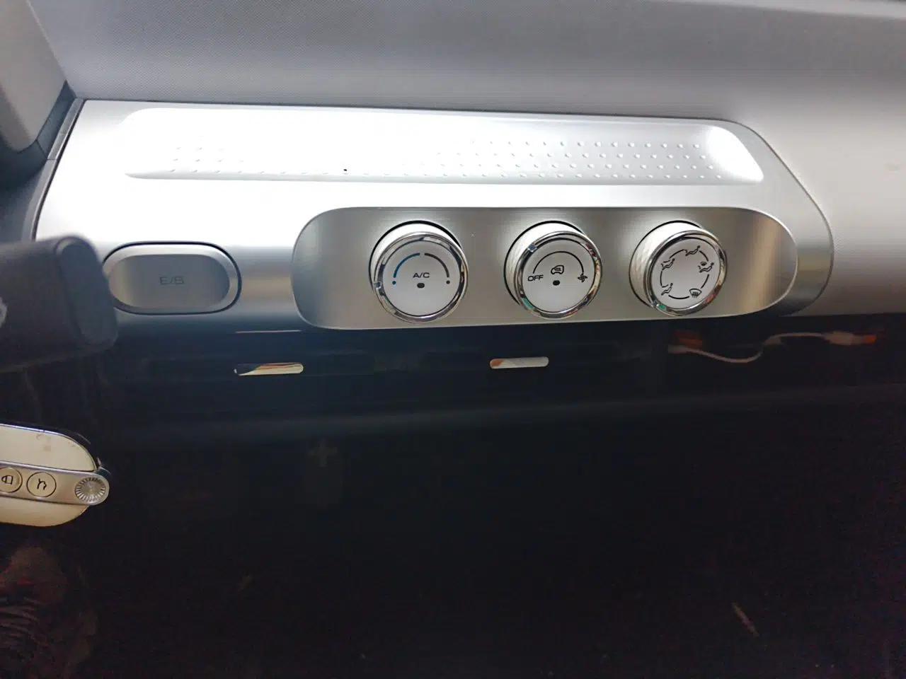 Wuling Air ev 2023 - Four Seats - Standard Edition — миниатюра 13