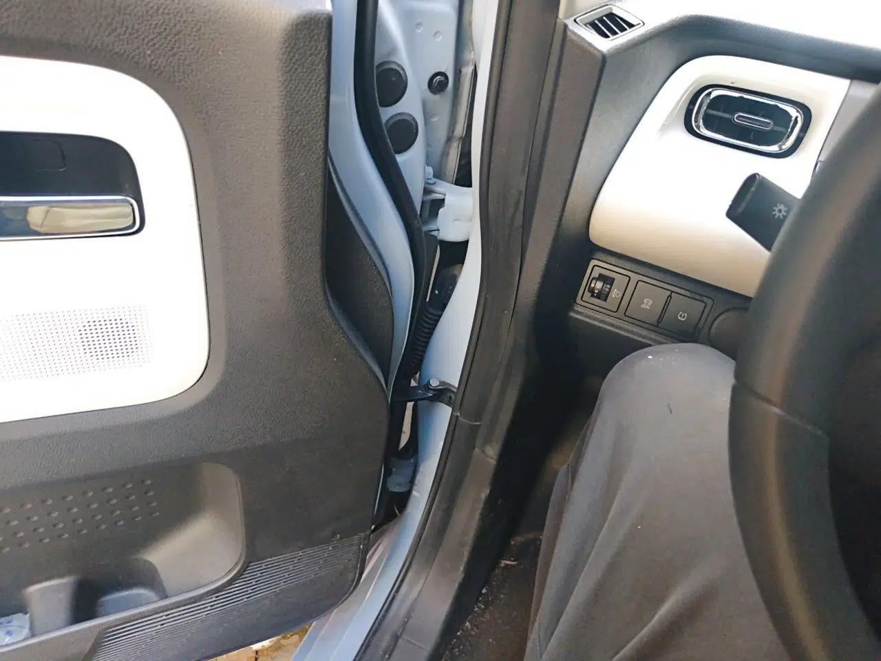 Wuling Air ev 2023 - Four Seats - Standard Edition — миниатюра 16