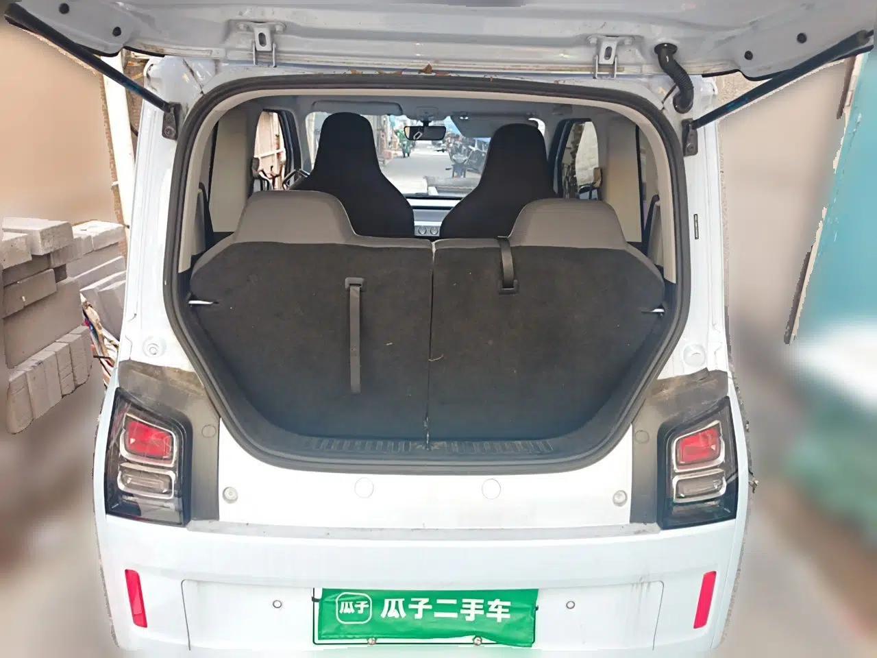Wuling Air ev 2023 - Four Seats - Standard Edition — миниатюра 19