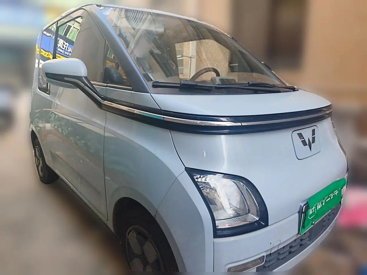 Wuling Air ev 2023 - Four Seats - Standard Edition — миниатюра 3
