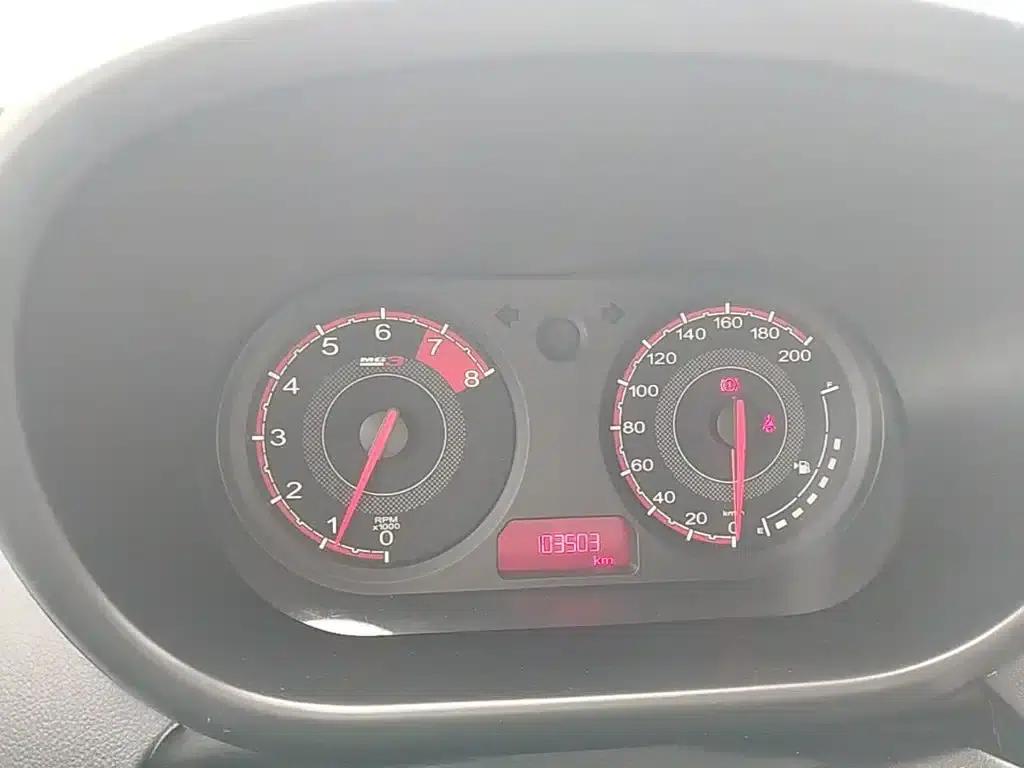 MG3 2016 1.3L Manual Comfort Edition — миниатюра 12
