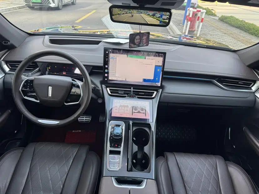 Wey Mocha 2021 2.0T Four-Wheel Drive Premium Edition — миниатюра 8