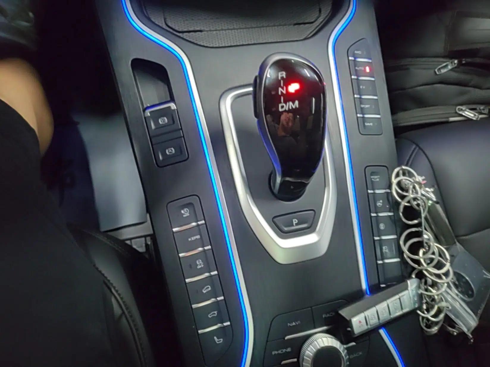 Wey VV7 New Energy 2020 PHEV 2.0T Flagship Model — миниатюра 16