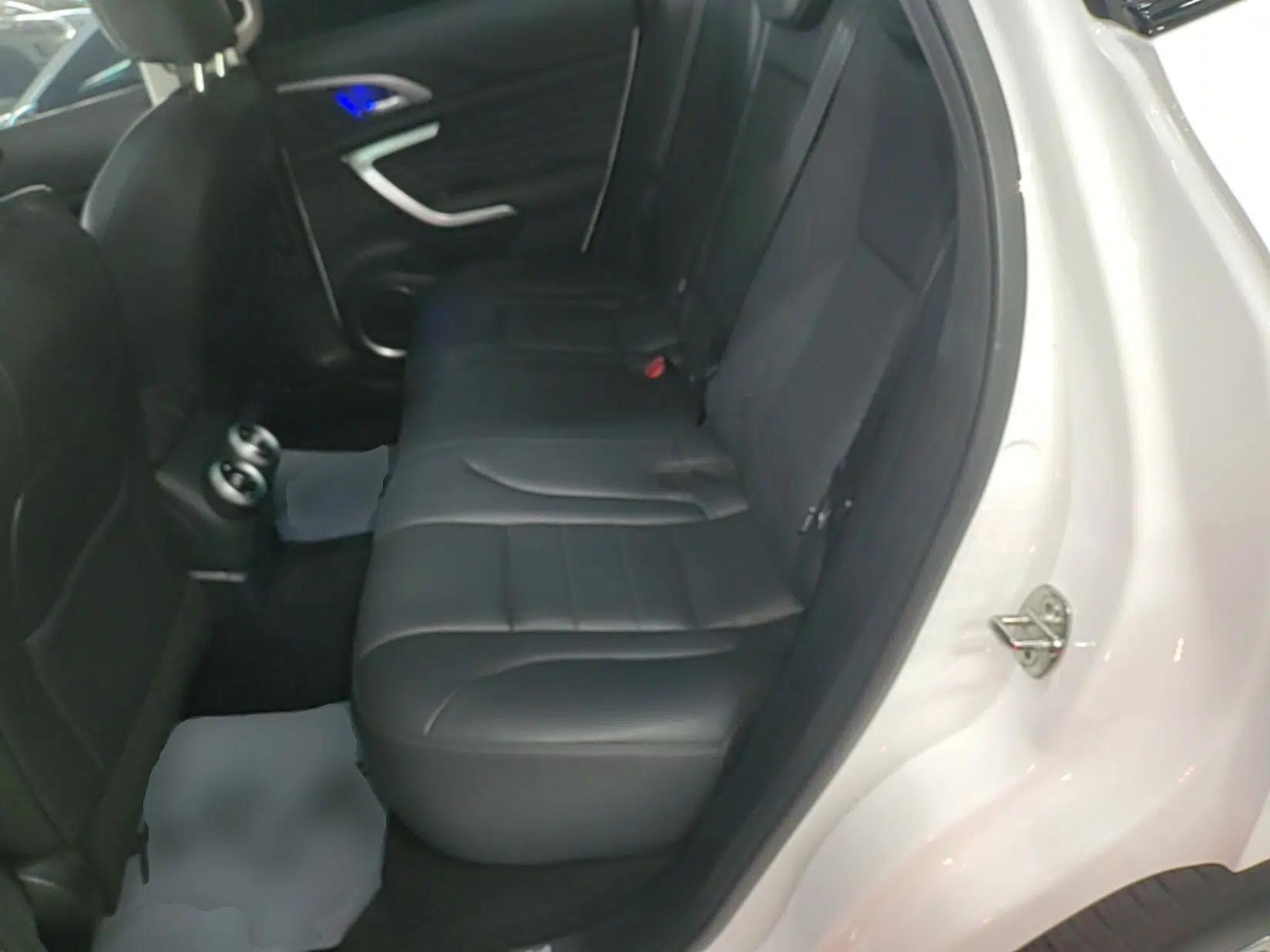 Wey VV7 New Energy 2020 PHEV 2.0T Flagship Model — миниатюра 20