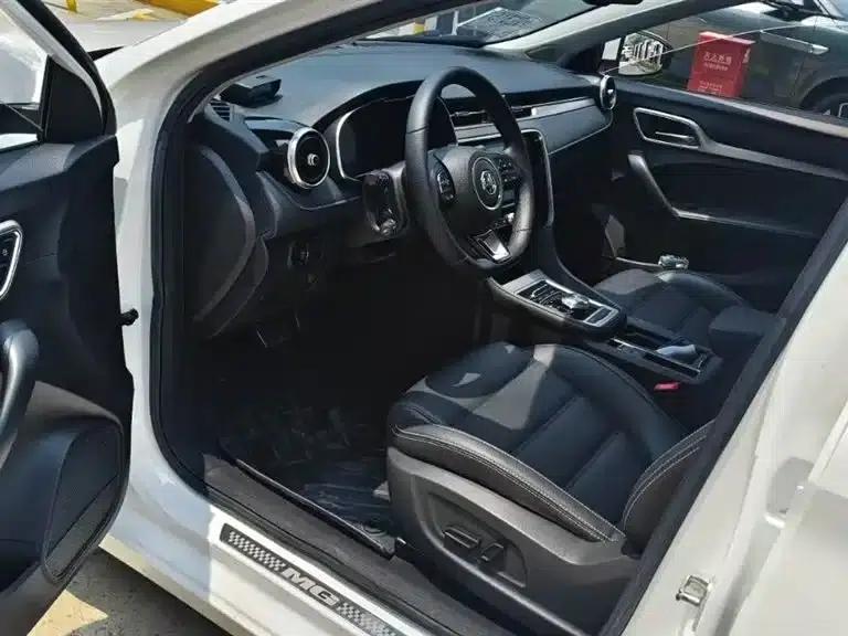 MG6 PHEV 2018 45T E-DRIVE Intelligent Hybrid PILOT Super Internet Edition — миниатюра 2