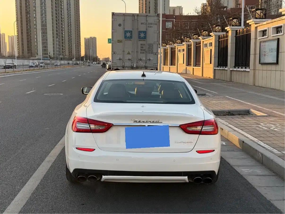 Presidential Edition 2013 3.0T Standard Edition — миниатюра 11