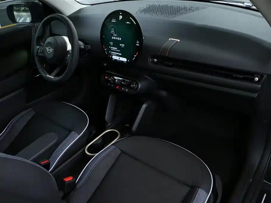 2024 Electric MINI Cooper (456km/h) - Classic Style — миниатюра 11