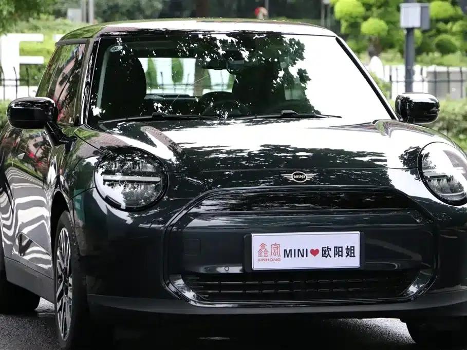 2024 Electric MINI Cooper (456km/h) - Classic Style — миниатюра 3