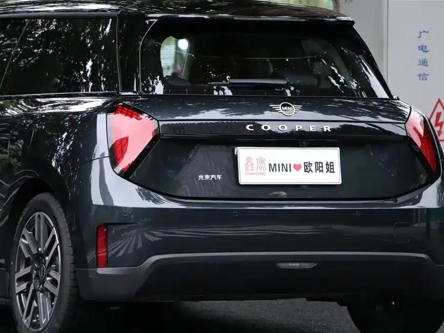2024 Electric MINI Cooper (456km/h) - Classic Style — миниатюра 25