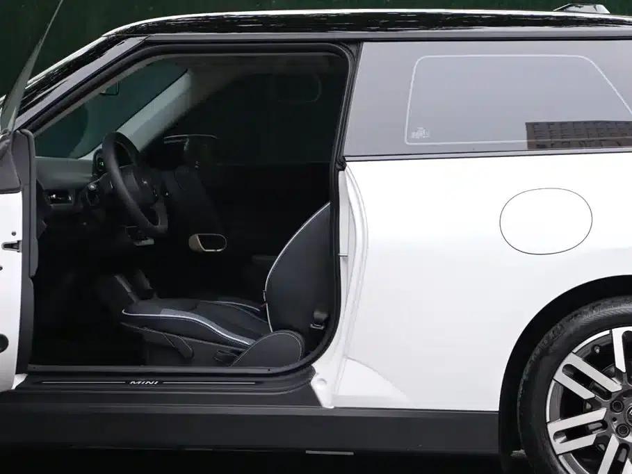 2025 Electric MINI Cooper (456km/h) - Cooper E Classic — миниатюра 15