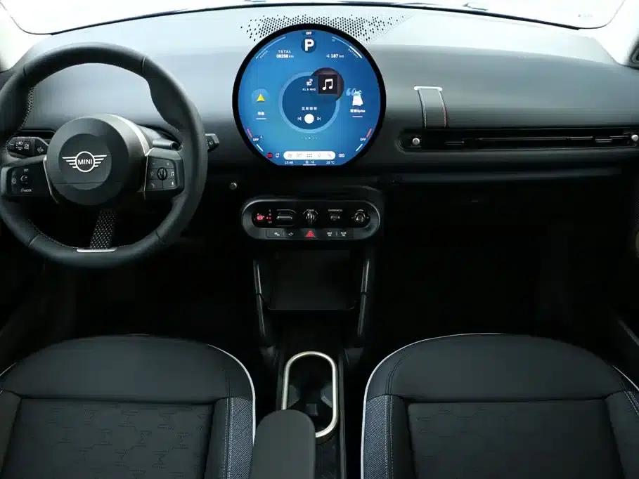2025 Electric MINI Cooper (456km/h) - Cooper E Classic — миниатюра 19