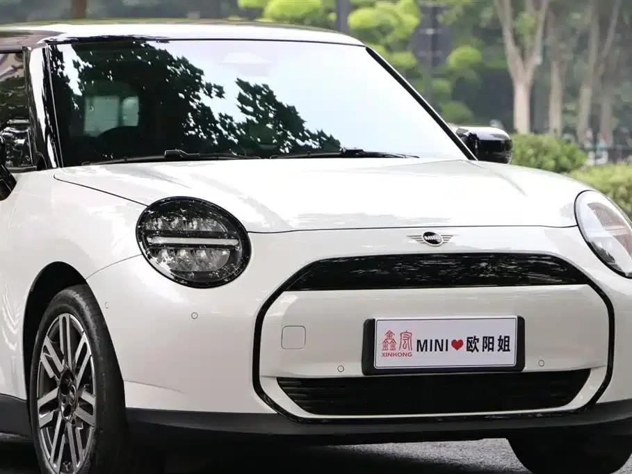 2025 Electric MINI Cooper (456km/h) - Cooper E Classic — миниатюра 10