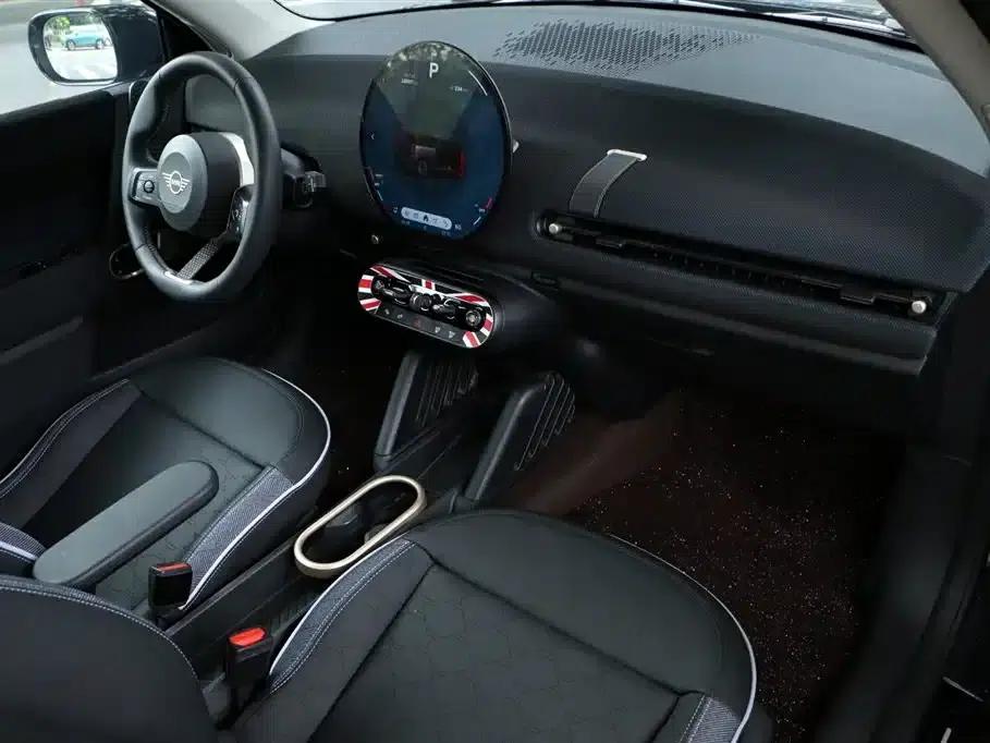 2024 Electric MINI Cooper SE (452km/h) - Artist — миниатюра 13