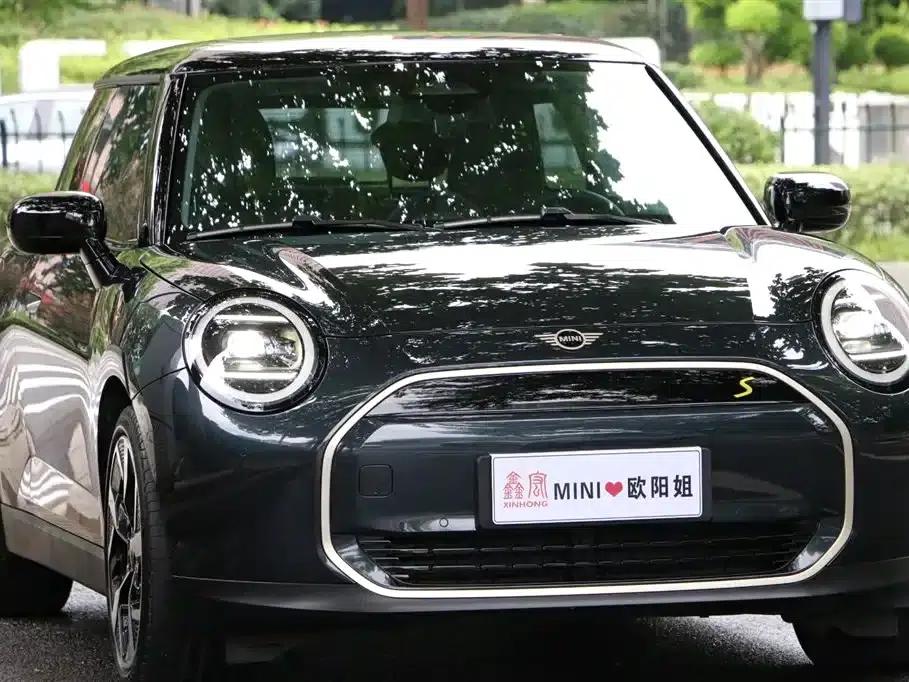 2024 Electric MINI Cooper SE (452km/h) - Artist — миниатюра 3