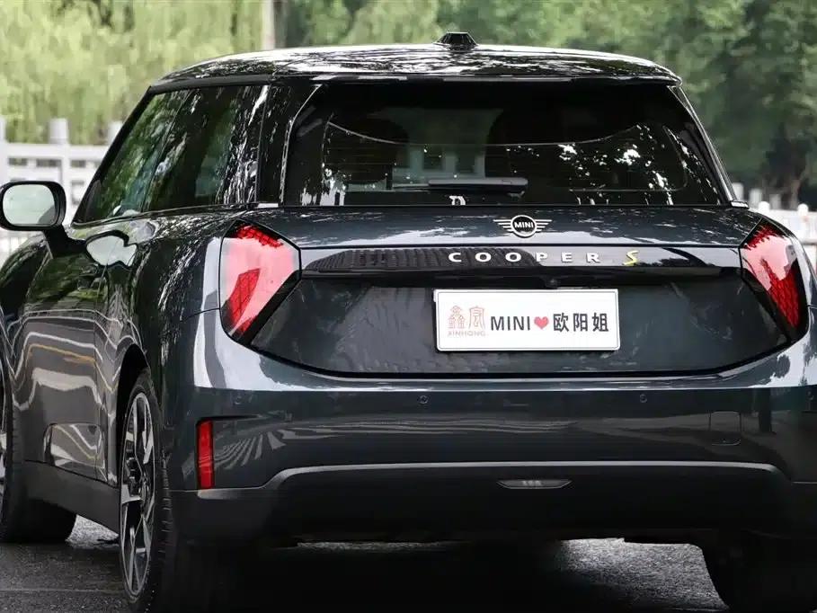 2024 Electric MINI Cooper SE (452km/h) - Artist — миниатюра 6