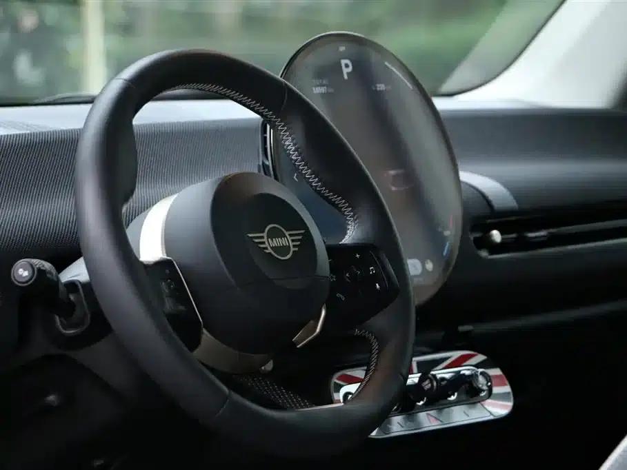 2024 Electric MINI Cooper SE (452km/h) - Artist — миниатюра 10