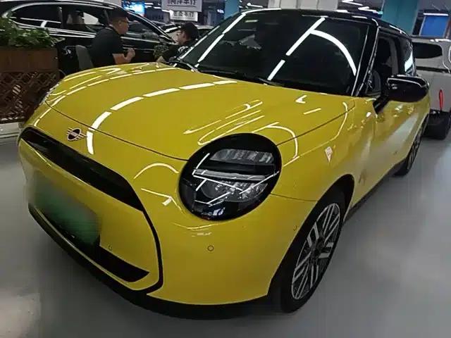 2024 Electric MINI Cooper (456km/h) - Classic Style